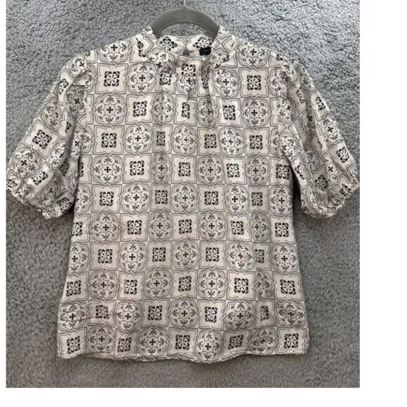 Ann Taylor Tops - 🌿✨ Ann Taylor Geo Tile Print Short Sleeve Blouse (NEW WITH TAG) ✨🌿